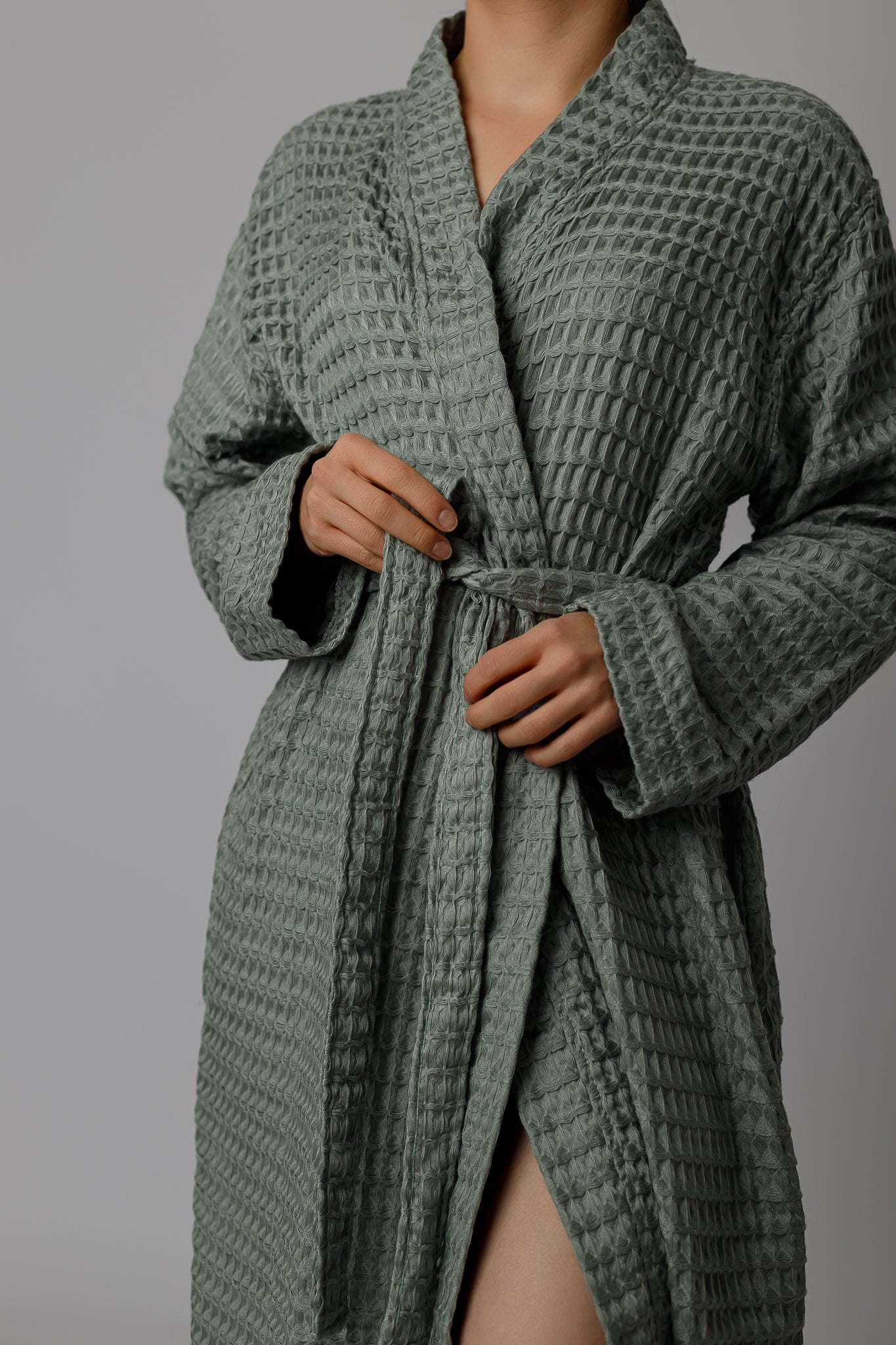 Szlafrok kimonowy z micromodalu - SAGE GREEN